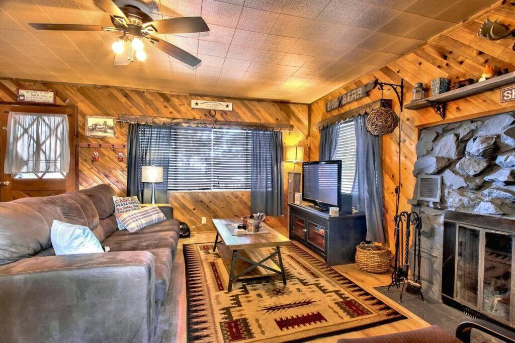 Los Osos Cozy Cabin With Private Spa And Bbq Villa Big Bear Lake Exterior photo