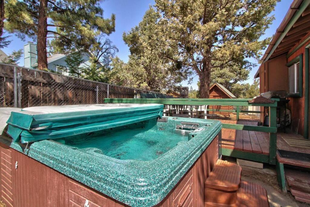 Los Osos Cozy Cabin With Private Spa And Bbq Villa Big Bear Lake Exterior photo
